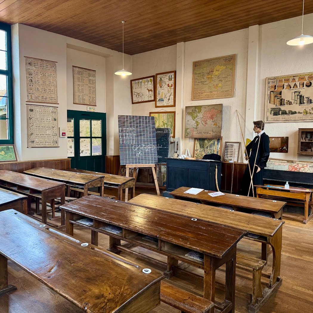 La Tour Nivelle, Musée d'école et Maison littéraire Ernest Pérochon 3